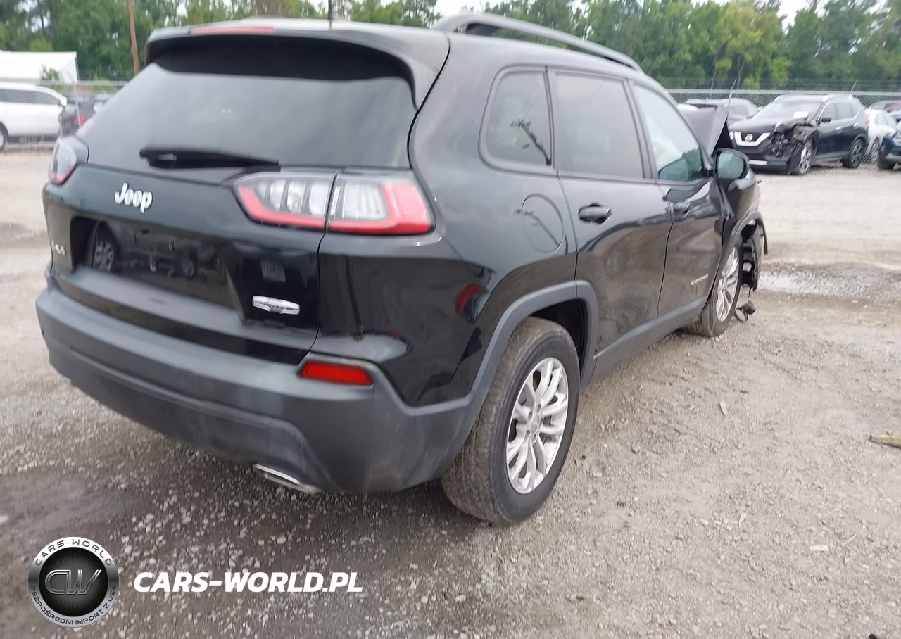 2022 Jeep Cherokee Latitude Lux 4X4 VIN:1C4PJMMN8ND533142 - 4