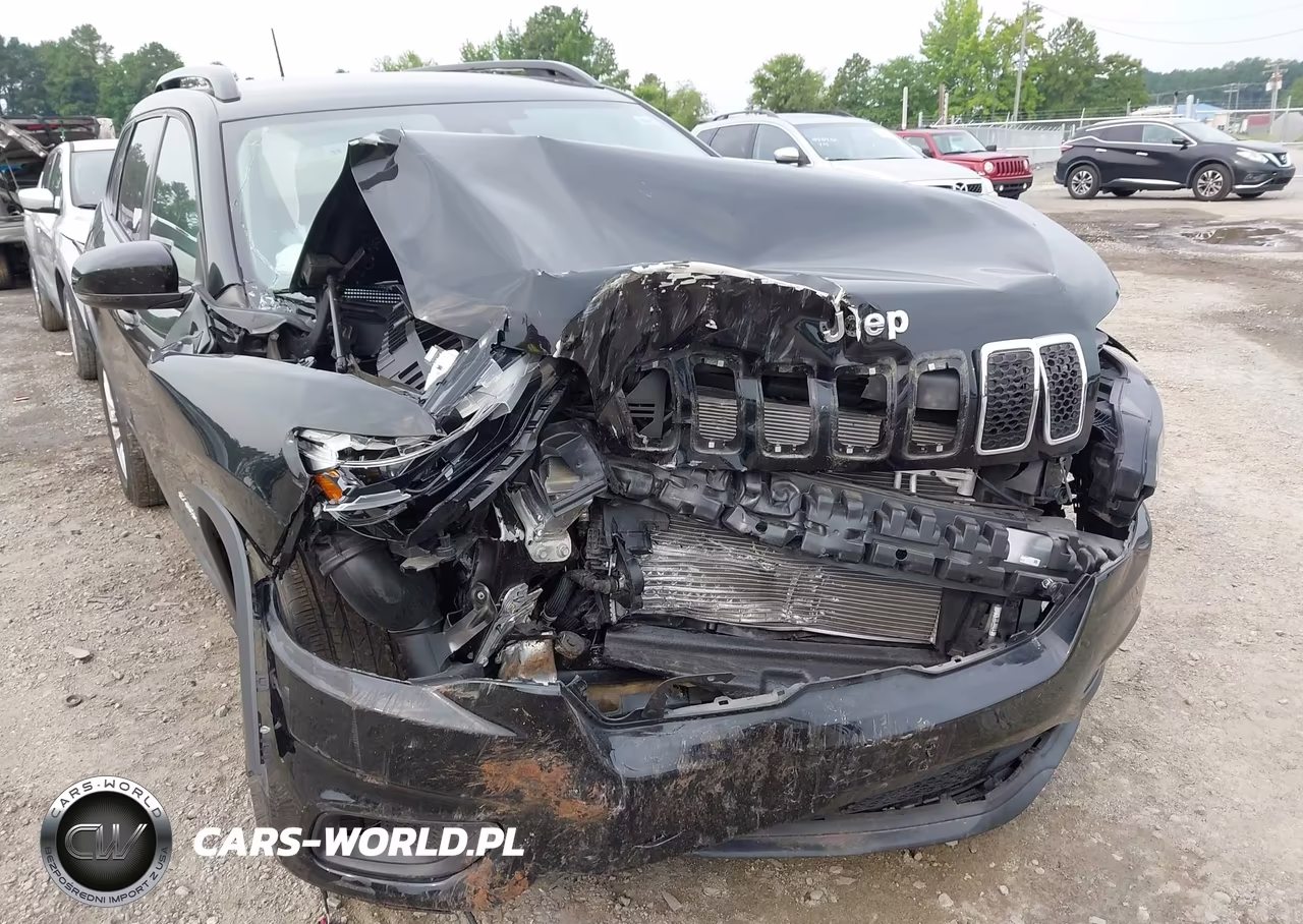 2022 Jeep Cherokee Latitude Lux 4X4 VIN:1C4PJMMN8ND533142 - 6