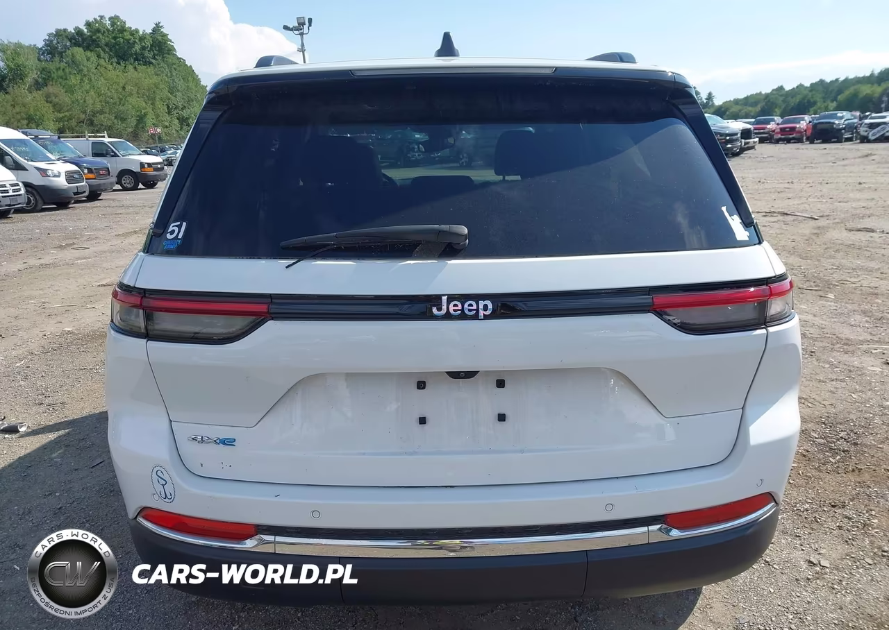 2023 Jeep Grand Cherokee 4Xe VIN:1C4RJYB6XPC665873 - 16