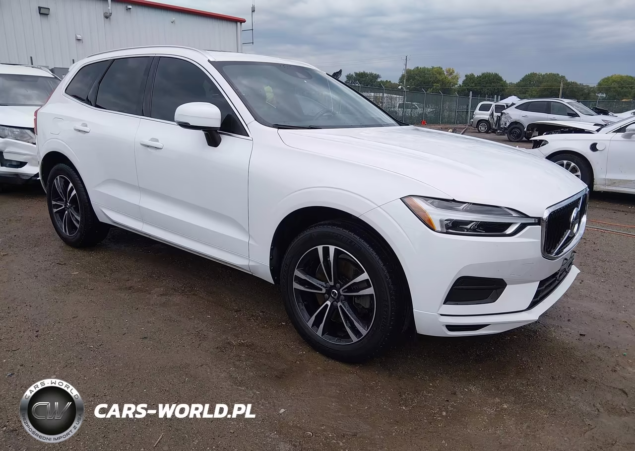 2020 Volvo Xc60 T6 Momentum – zdjęcie 1 z 16