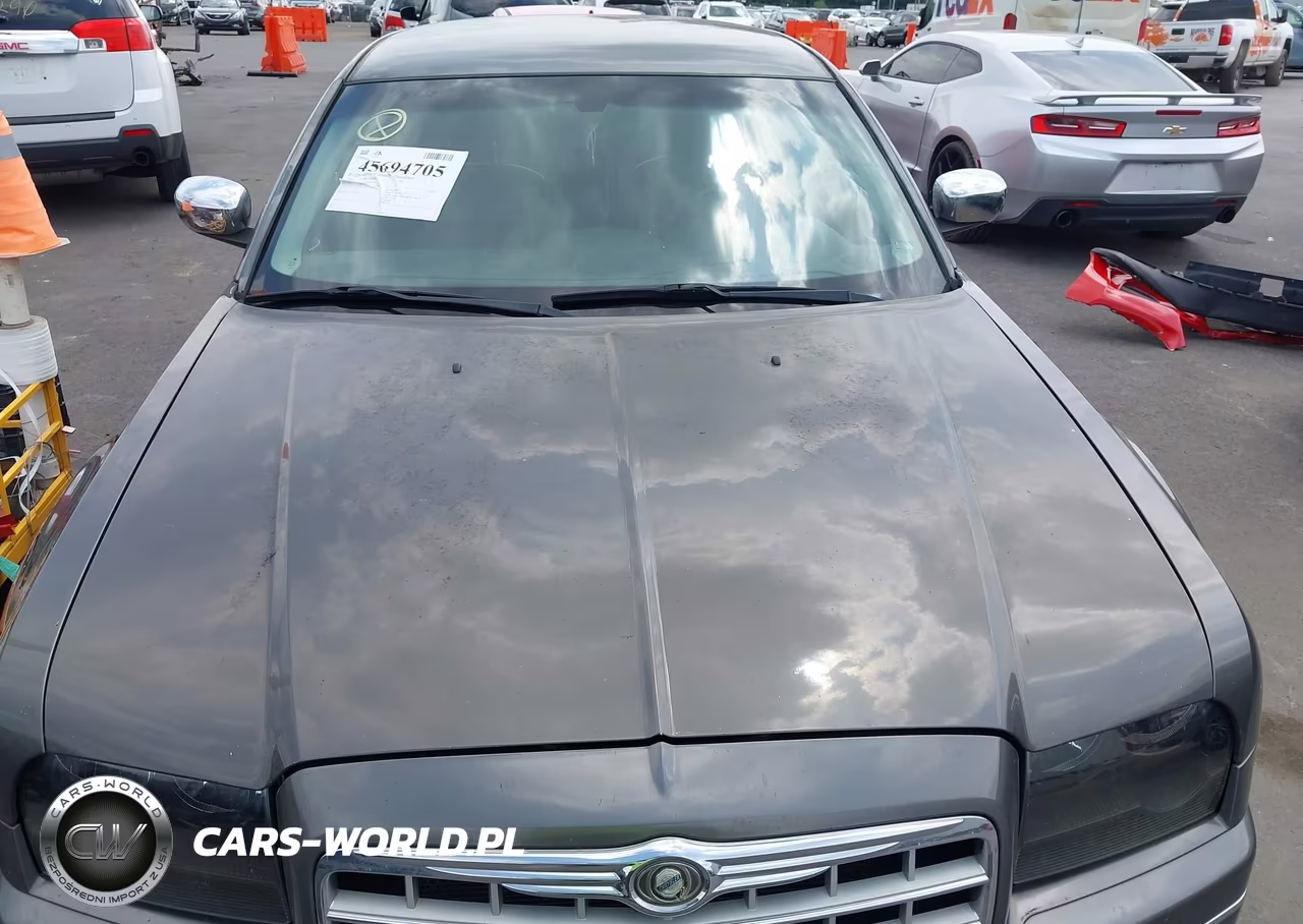 2010 Chrysler 300 Touring-Signature Series-Executive Series VIN:2C3CA5CV5AH241603 - 5