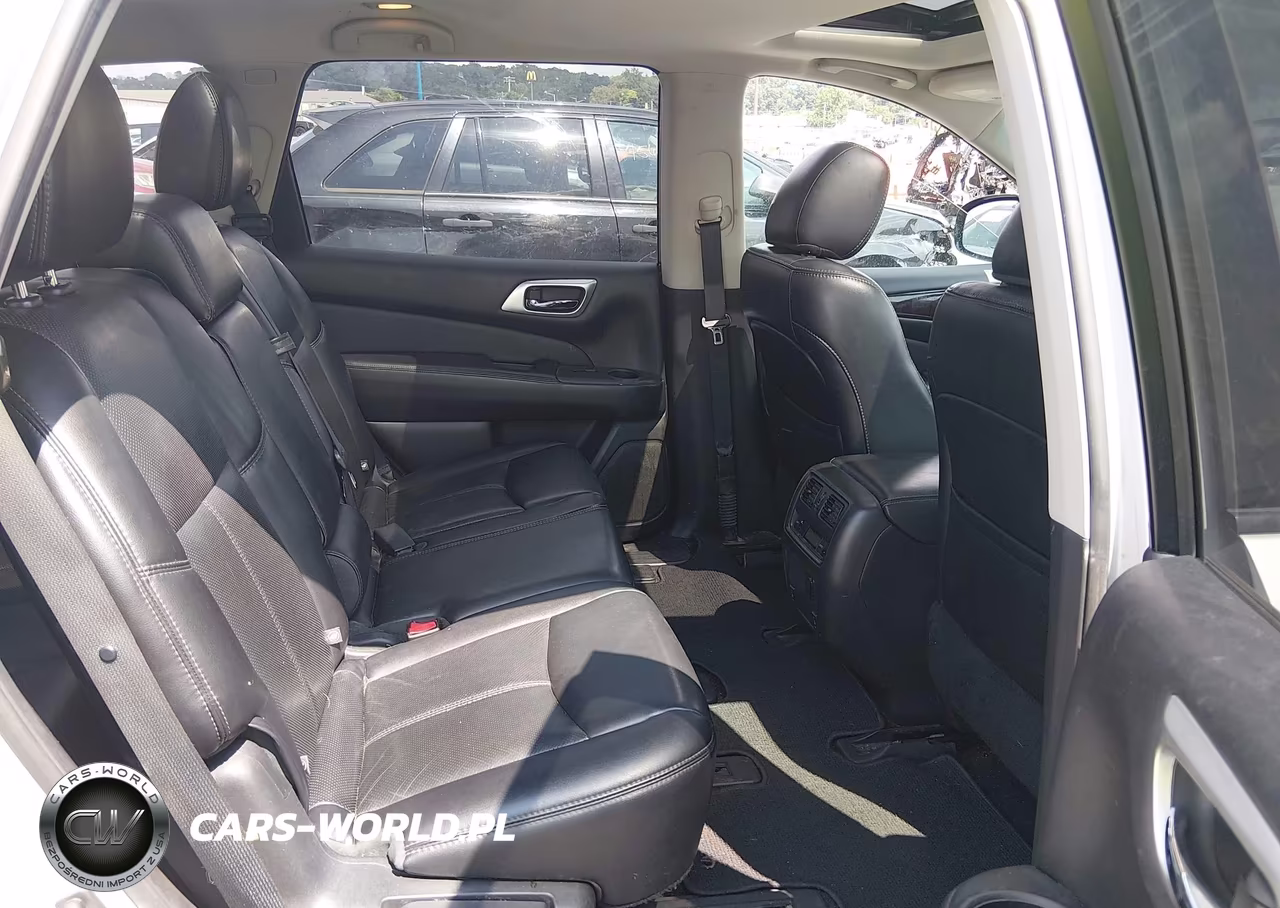2015 Nissan Pathfinder Platinum VIN:5N1AR2MM4FC722738 - 8