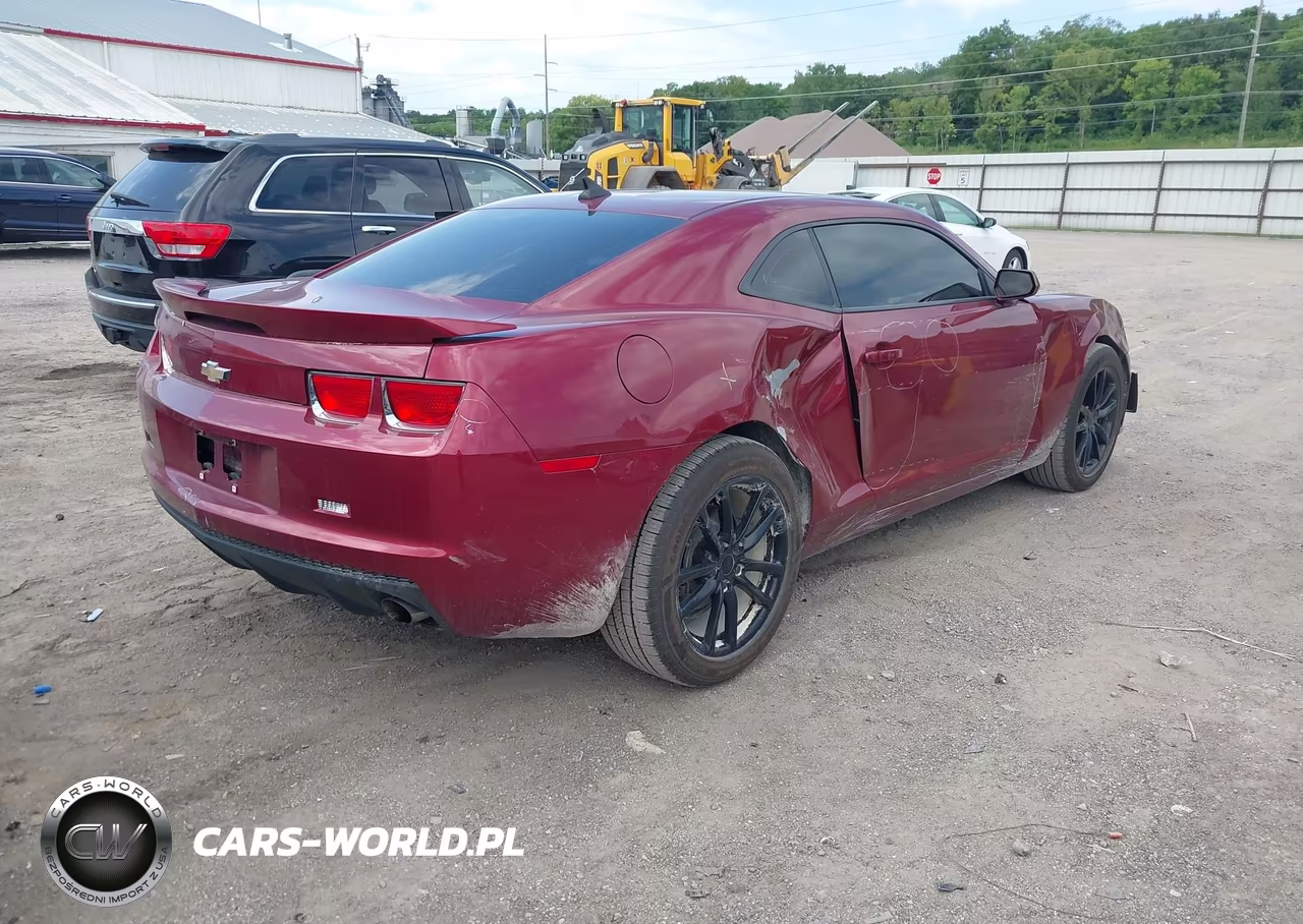 2010 Chevrolet Camaro 2Lt VIN:2G1FC1EV7A9110216 - 4