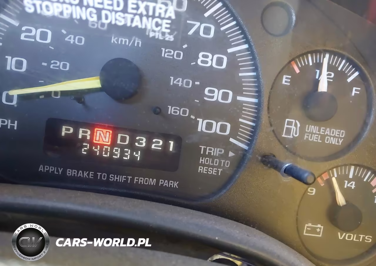 1997 GMC Savana Cutaway G3500 VIN:1GDGG31W9V1023711 - 5