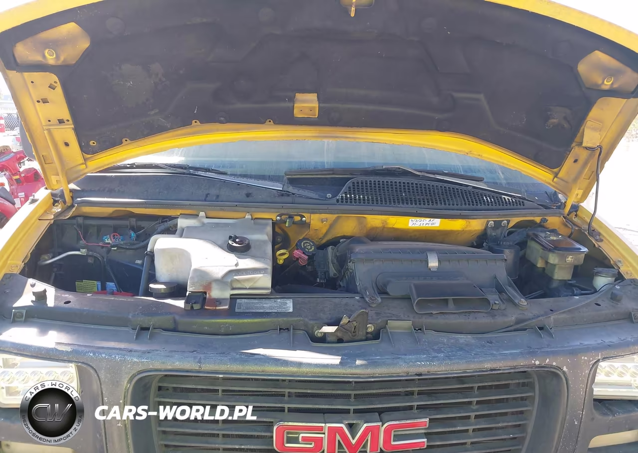 1997 GMC Savana Cutaway G3500 VIN:1GDGG31W9V1023711 - 9