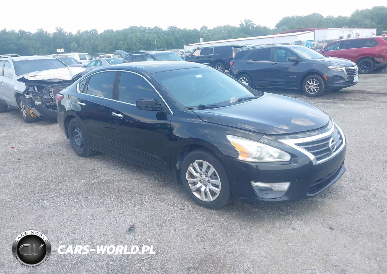 2015 Nissan Altima 2.5 S VIN:1N4AL3AP0FN921886 - 1
