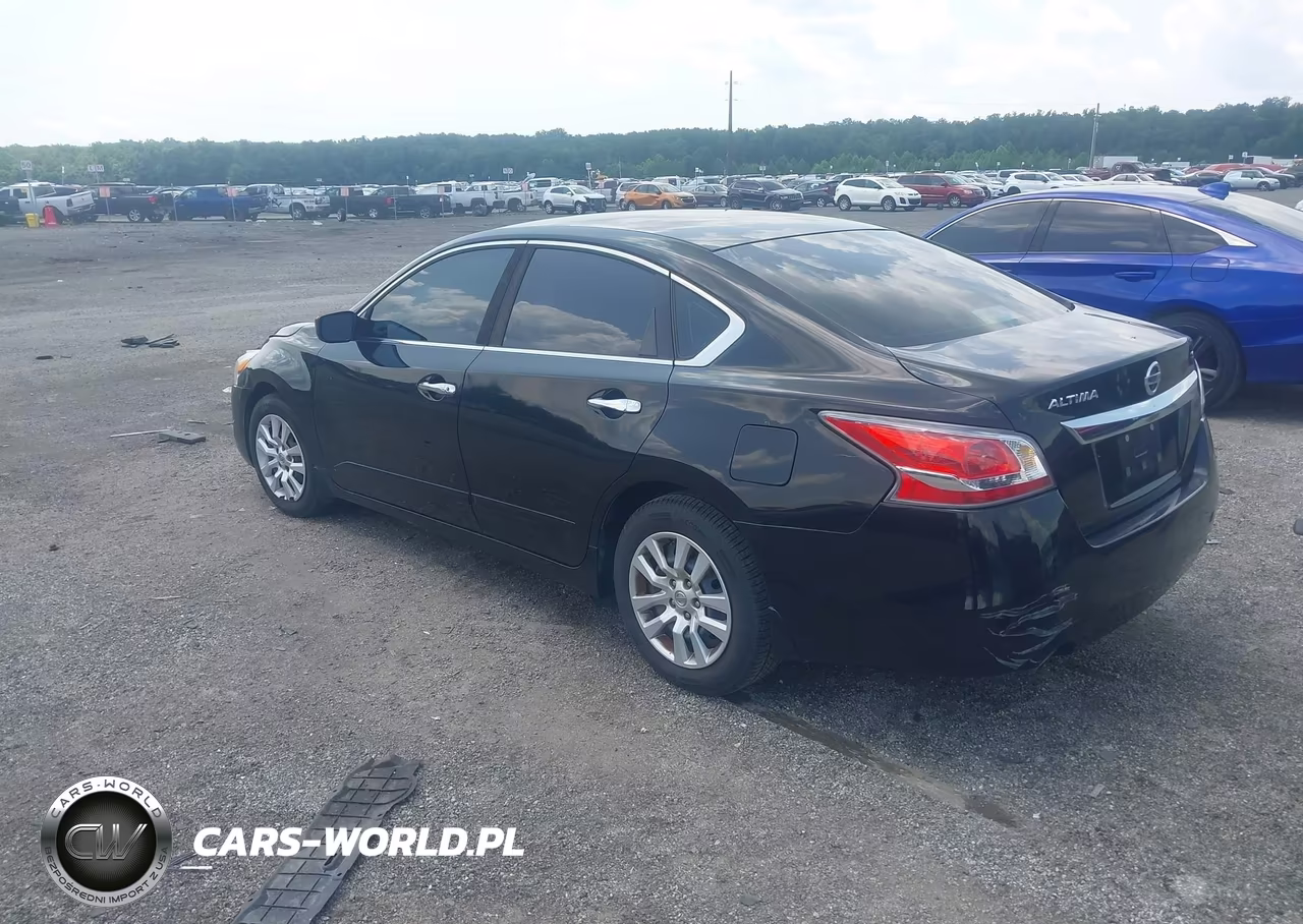 2015 Nissan Altima 2.5 S VIN:1N4AL3AP0FN921886 - 3