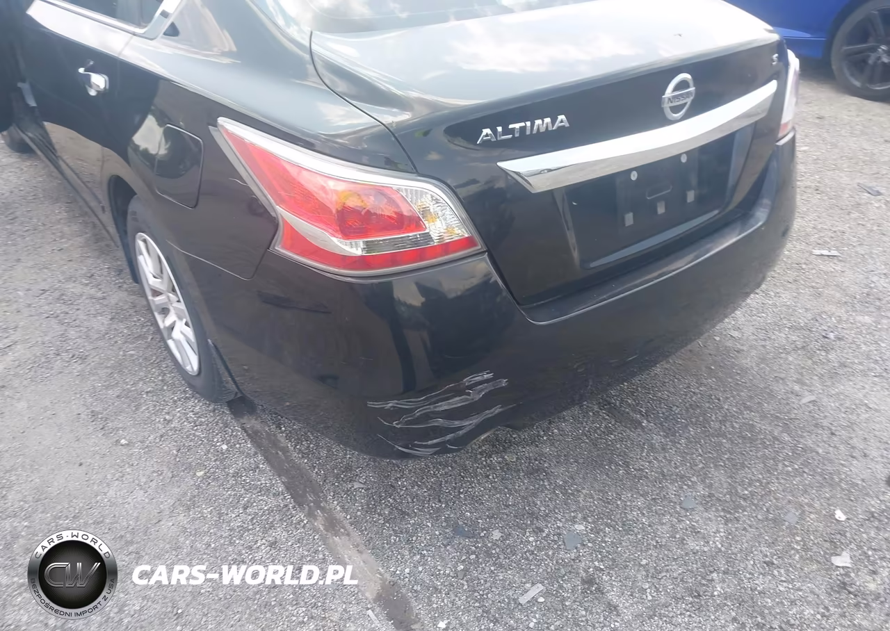 2015 Nissan Altima 2.5 S VIN:1N4AL3AP0FN921886 - 6