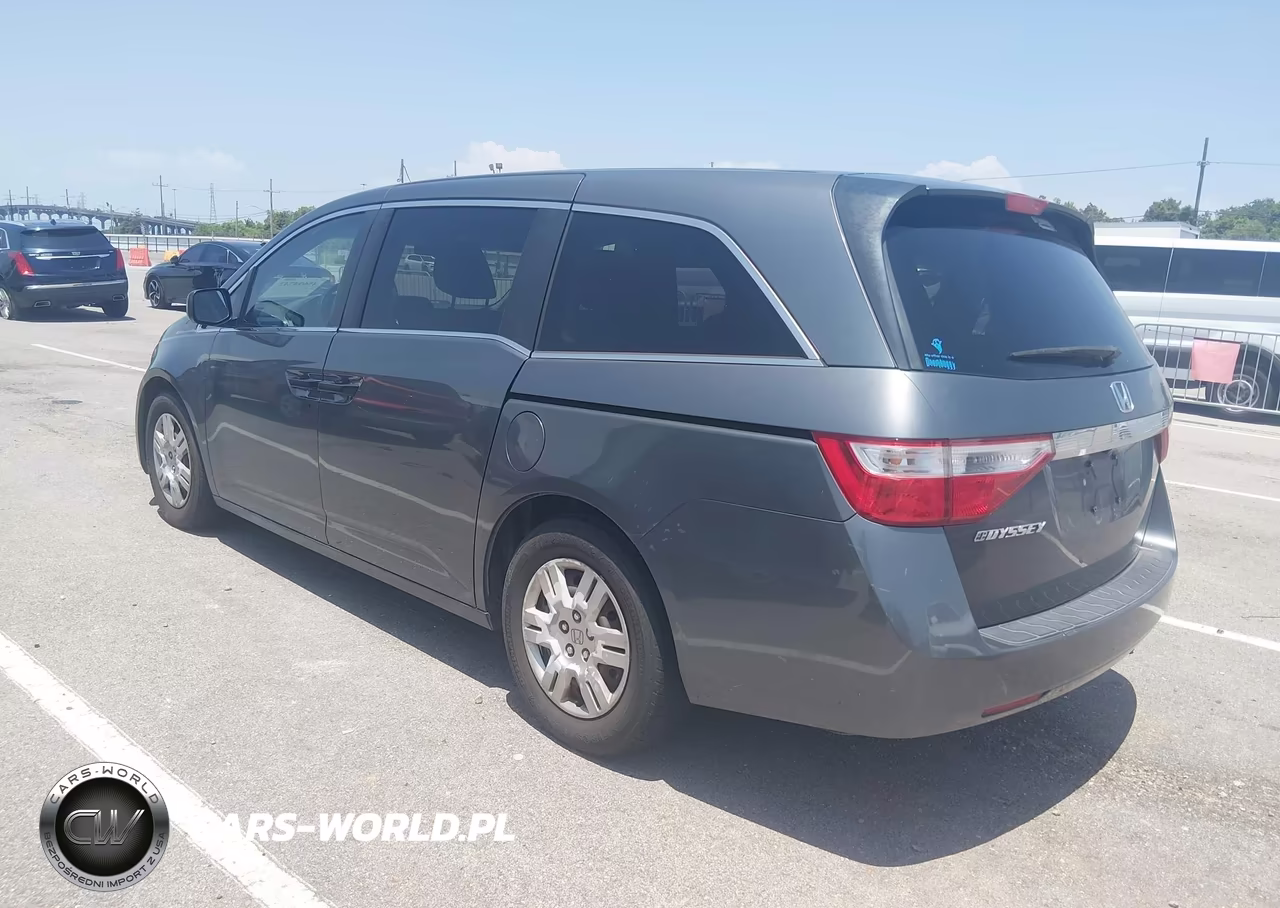 2013 Honda Odyssey Lx VIN:5FNRL5H21DB025059 - 3