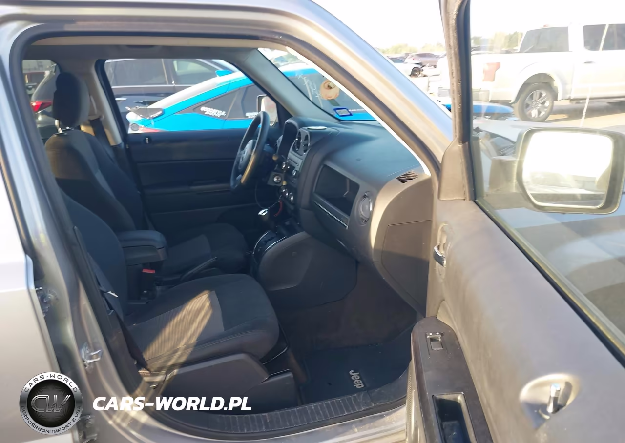 2015 Jeep Patriot Sport VIN:1C4NJPBA9FD334028 - 5