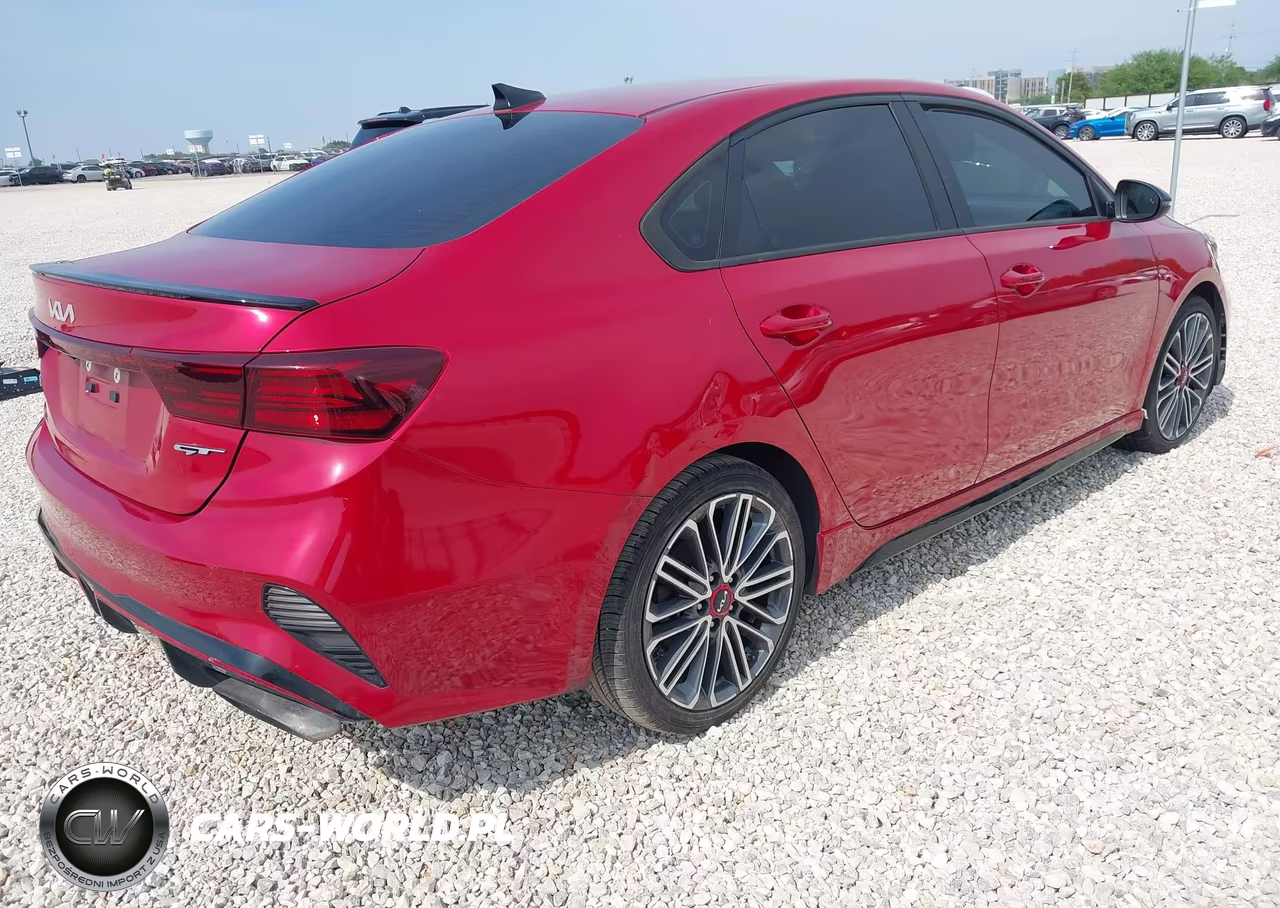 2023 Kia Forte Gt VIN:3KPF44AC4PE523957 - 4