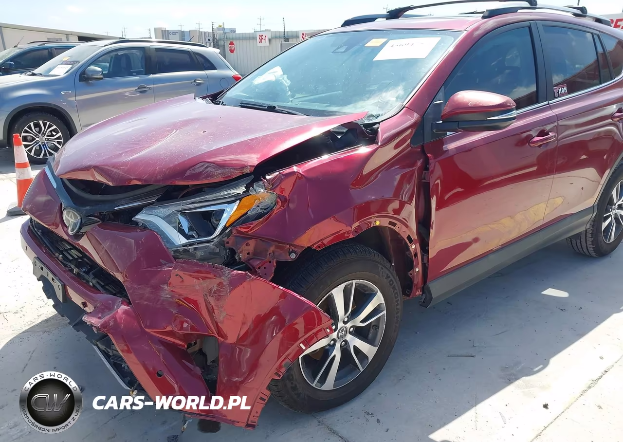2018 Toyota Rav4 Xle VIN:2T3WFREVXJW461138 - 6