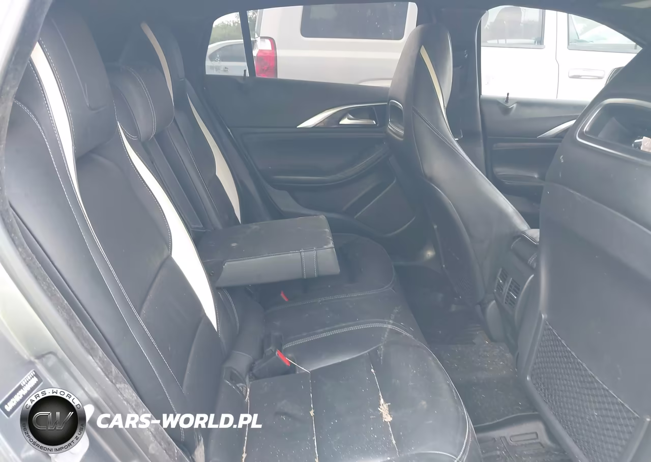 2018 Infiniti Qx30 Sport VIN:SJKCH5CP0JA043984 - 8