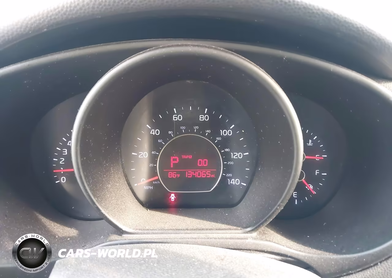 2015 Kia Soul VIN:KNDJN2A2XF7204807 - 7