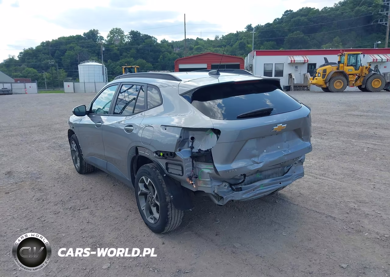 2025 Chevrolet Trax Fwd Lt VIN:KL77LHEP0SC165247 - 3