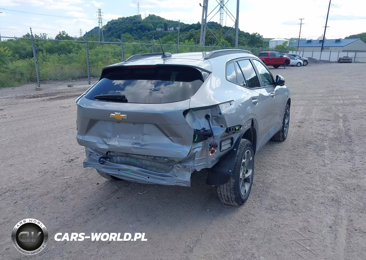 2025 Chevrolet Trax Fwd Lt VIN:KL77LHEP0SC165247 - 4