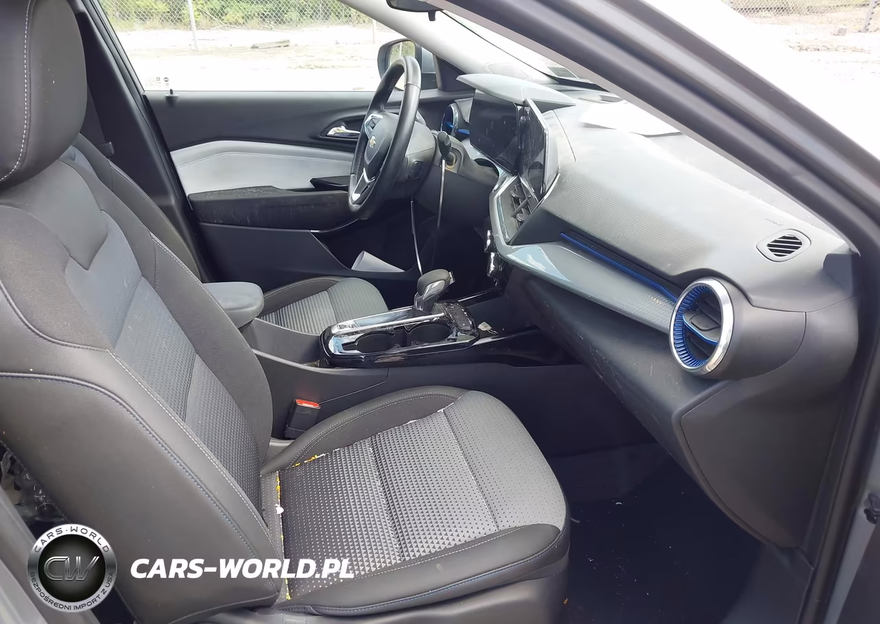 2025 Chevrolet Trax Fwd Lt VIN:KL77LHEP0SC165247 - 5