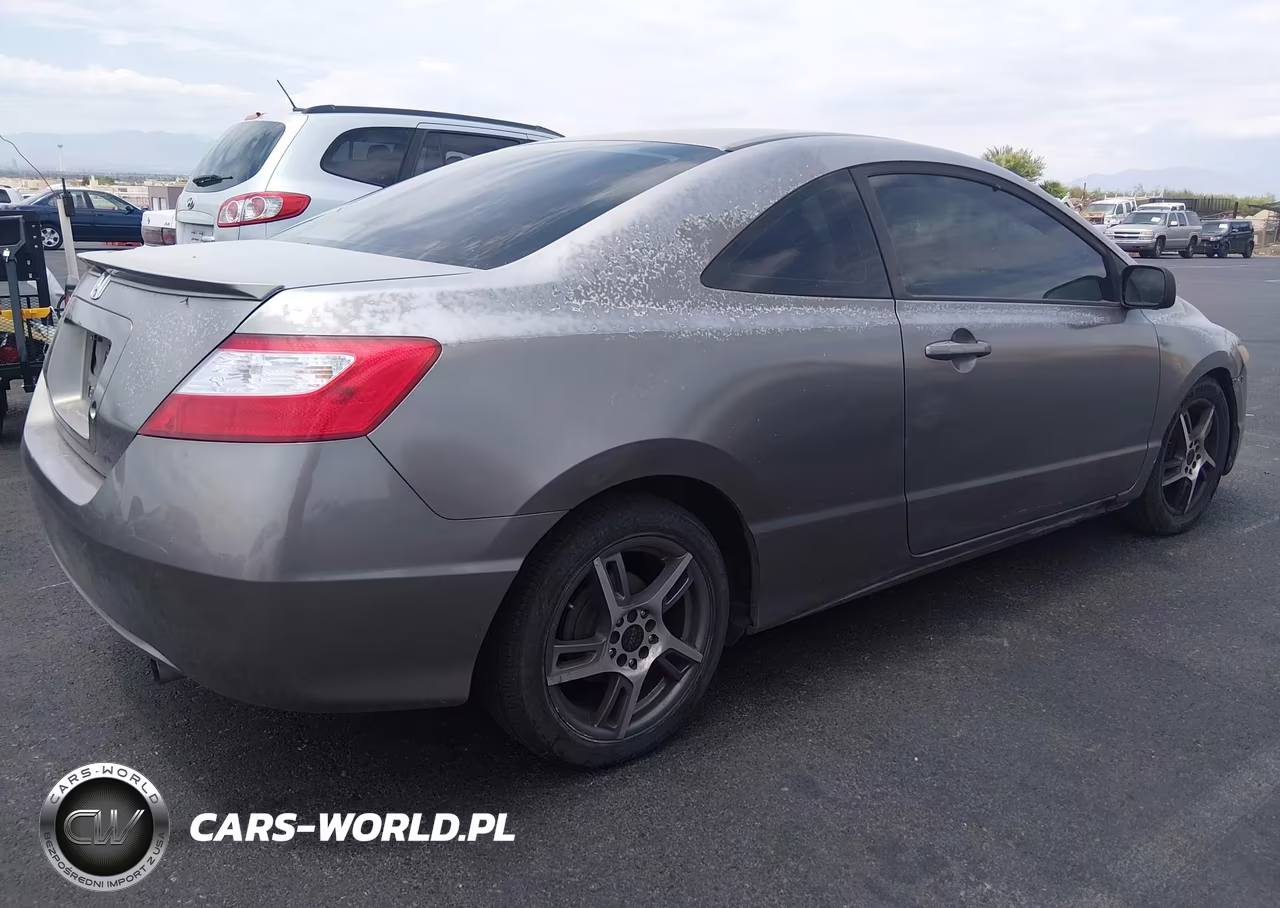 2007 Honda Civic Lx VIN:2HGFG12667H510132 - 4