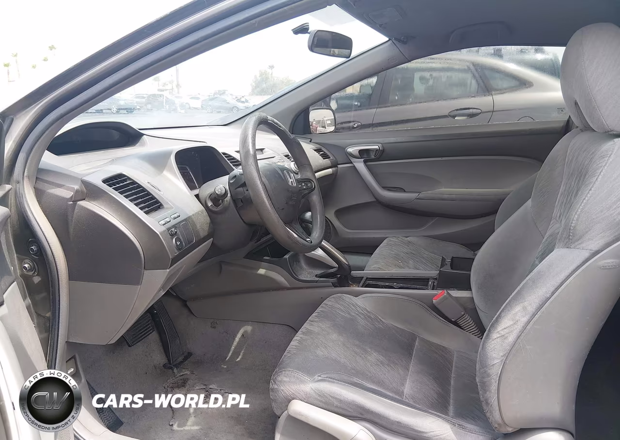 2007 Honda Civic Lx VIN:2HGFG12667H510132 - 5