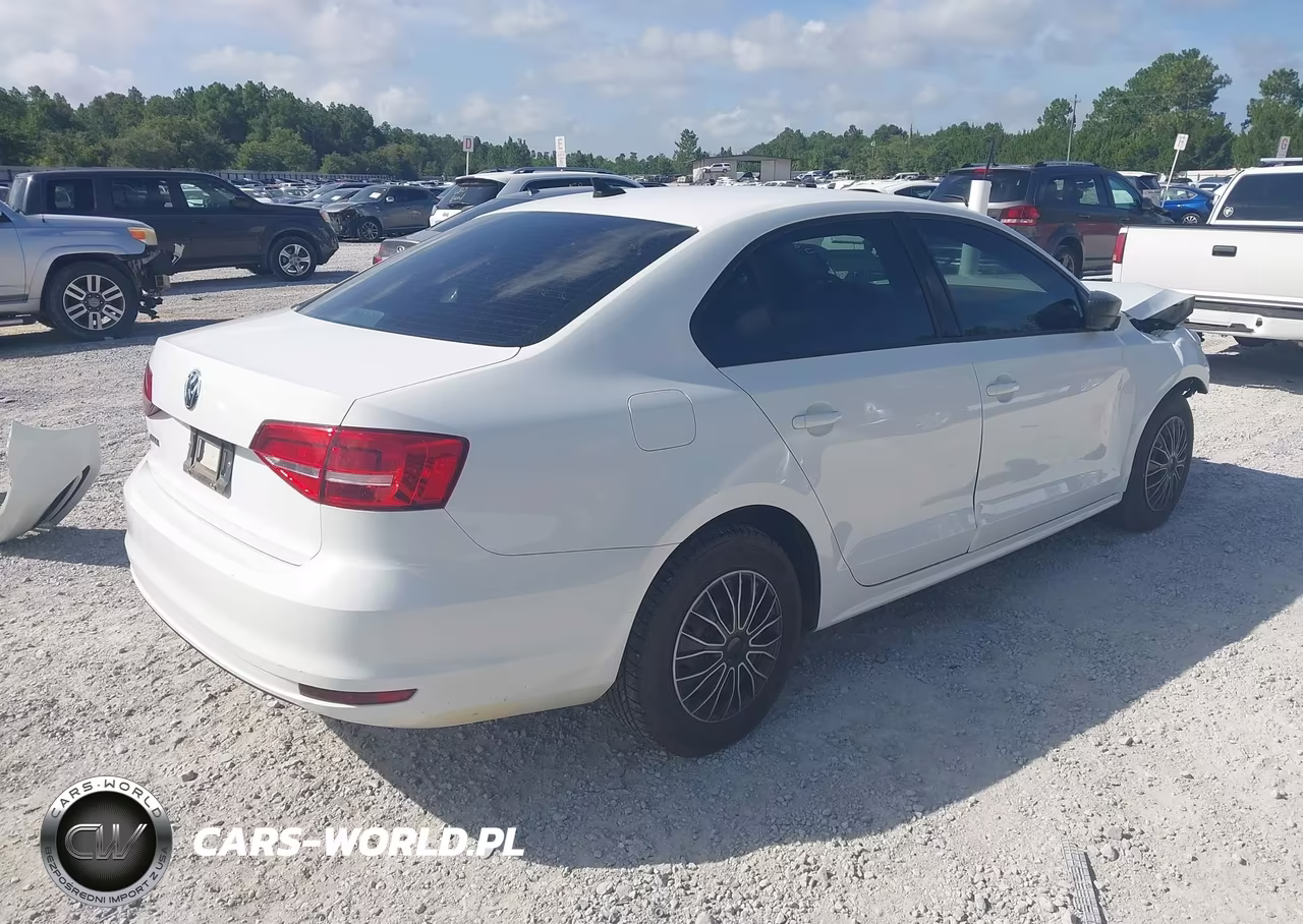 2015 Volkswagen Jetta 2.0L S VIN:3VW2K7AJ9FM422158 - 4