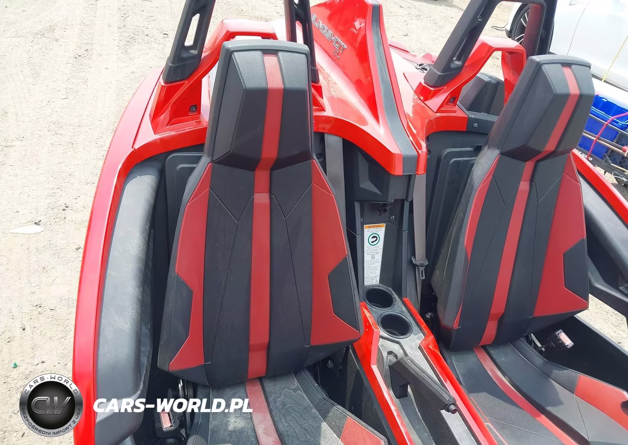 2016 Polaris Slingshot Sl VIN:57XAAPFA0G7112722 - 8
