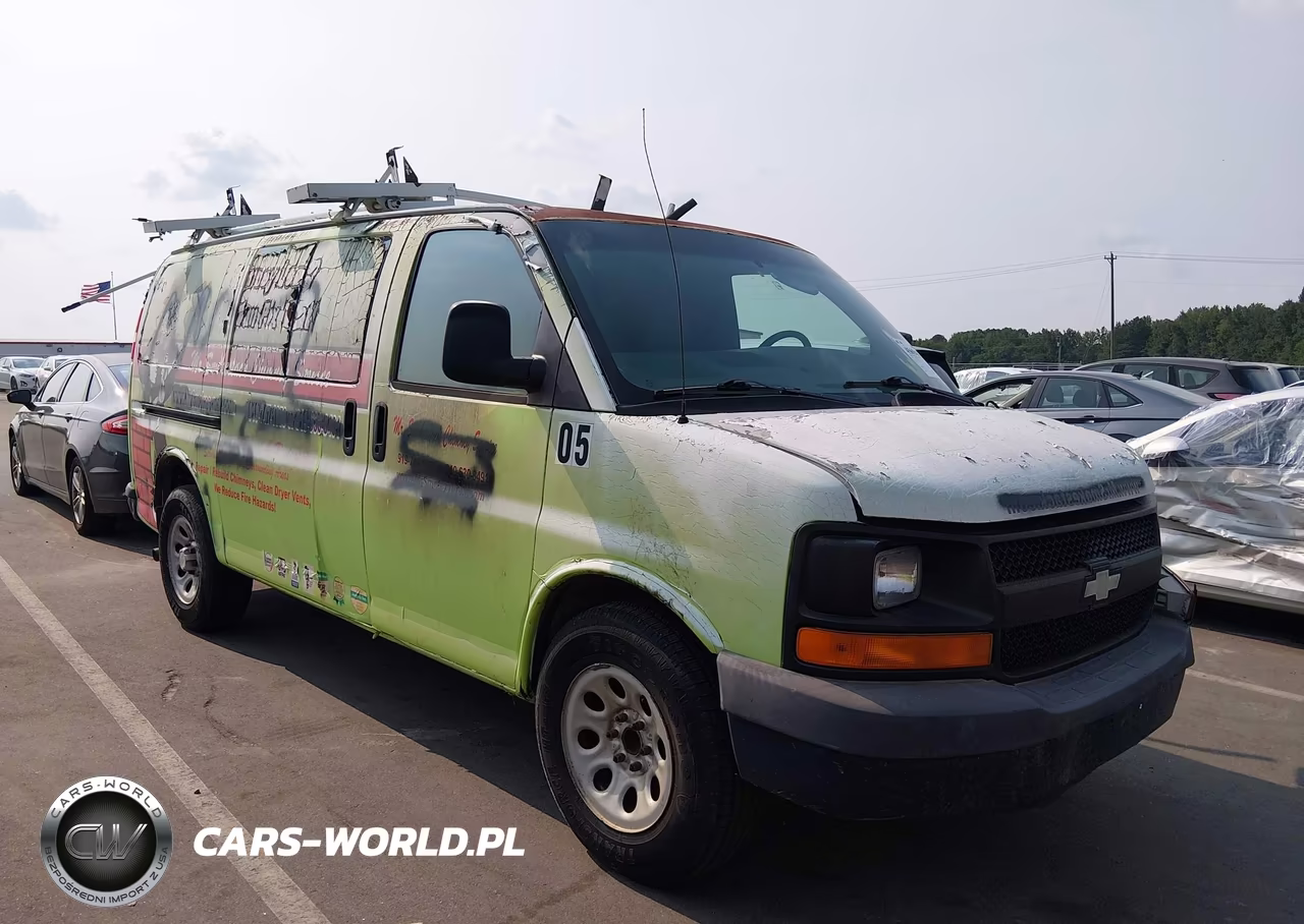 2009 Chevrolet Express Work Van