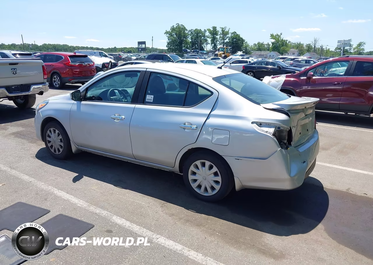 2018 Nissan Versa 1.6 Sv VIN:3N1CN7APXJL884295 - 3