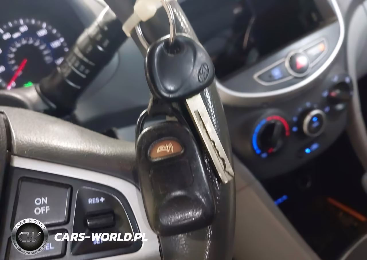 2012 Hyundai Accent Gs VIN:KMHCT5AE5CU058688 - 11