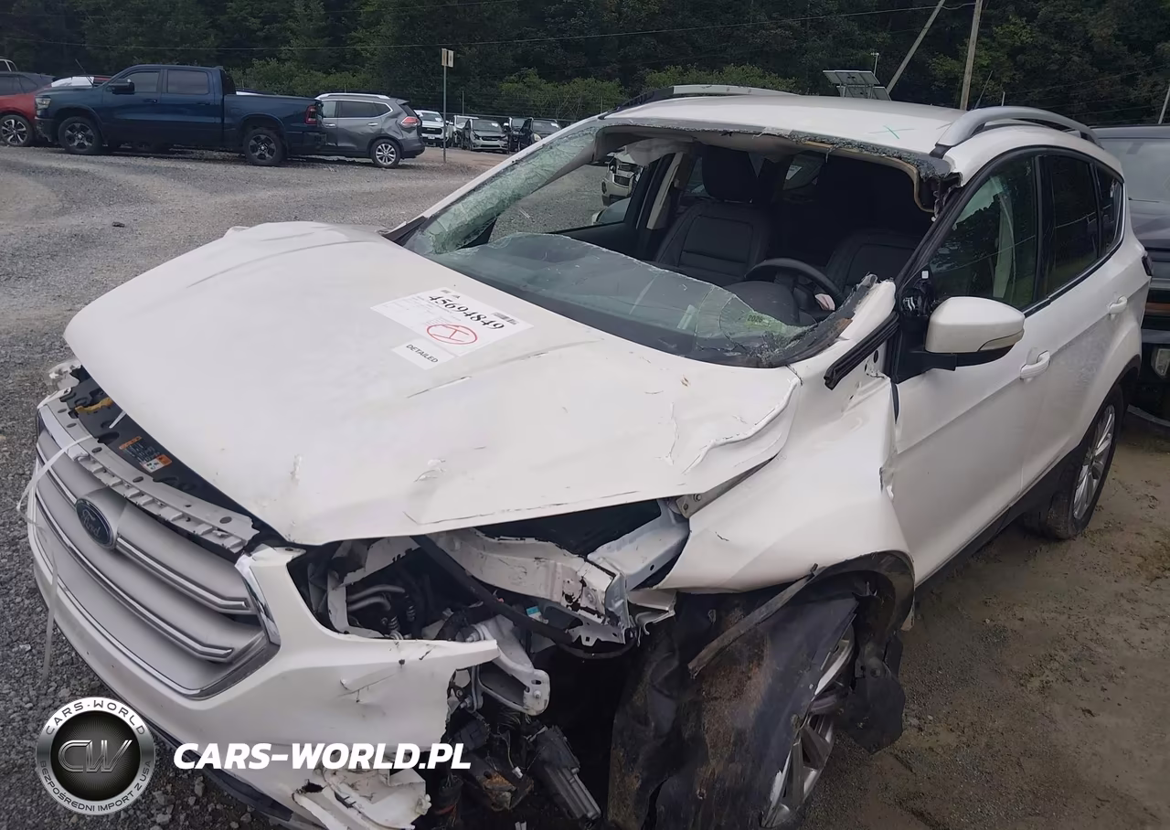 2018 Ford Escape Titanium VIN:1FMCU9J98JUD56334 - 2