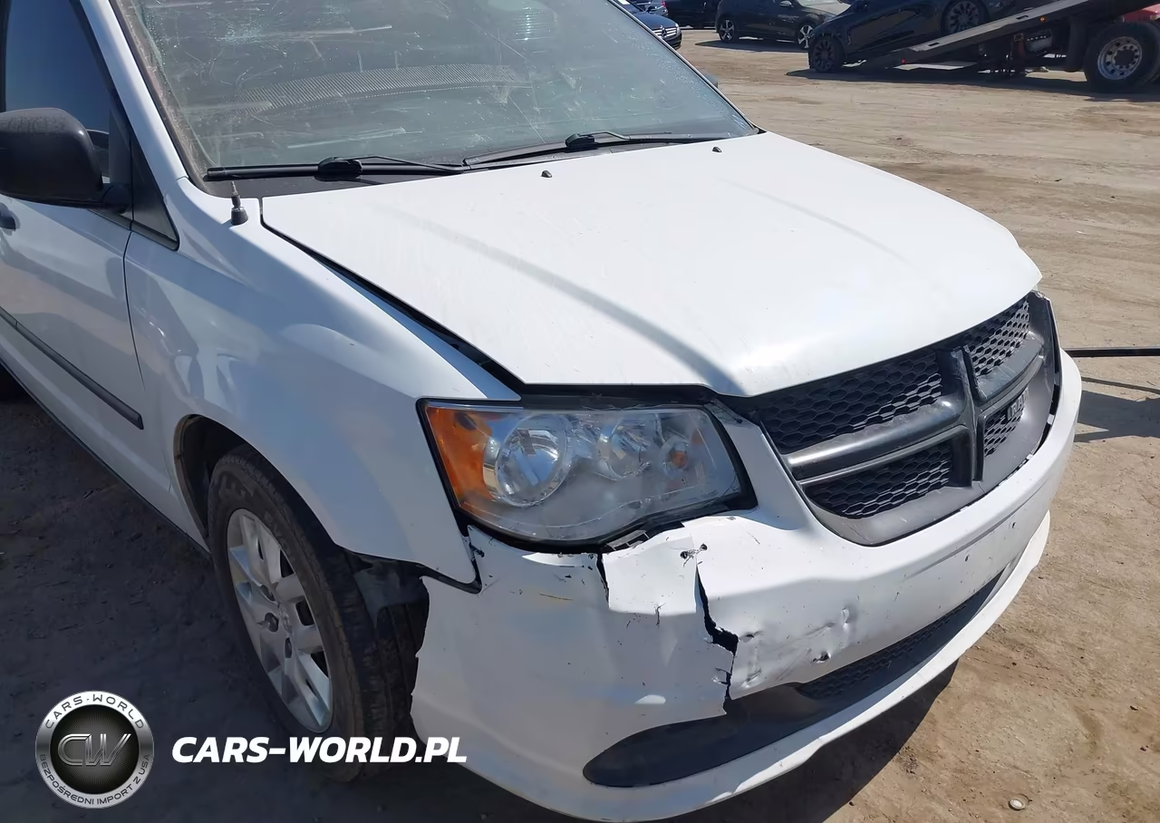 2015 Ram Cargo Tradesman VIN:2C4JRGAG4FR681406 - 6