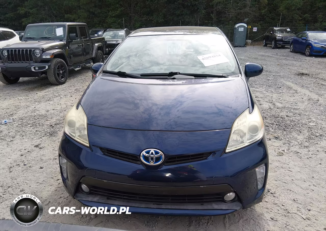 2014 Toyota Prius Three VIN:JTDKN3DU9E1735103 - 12