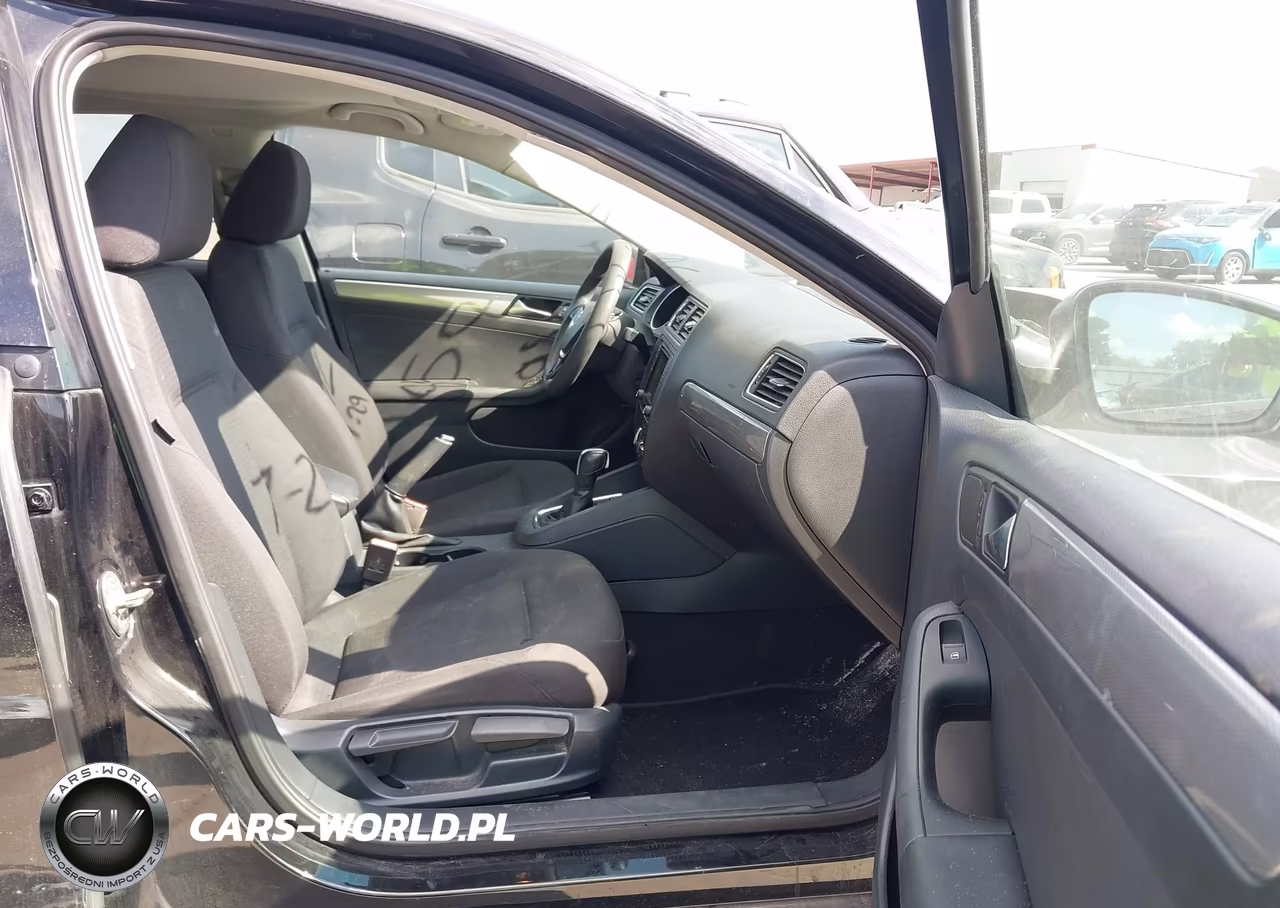 2016 Volkswagen Jetta 1.4T Se VIN:3VWD67AJ2GM295221 - 5