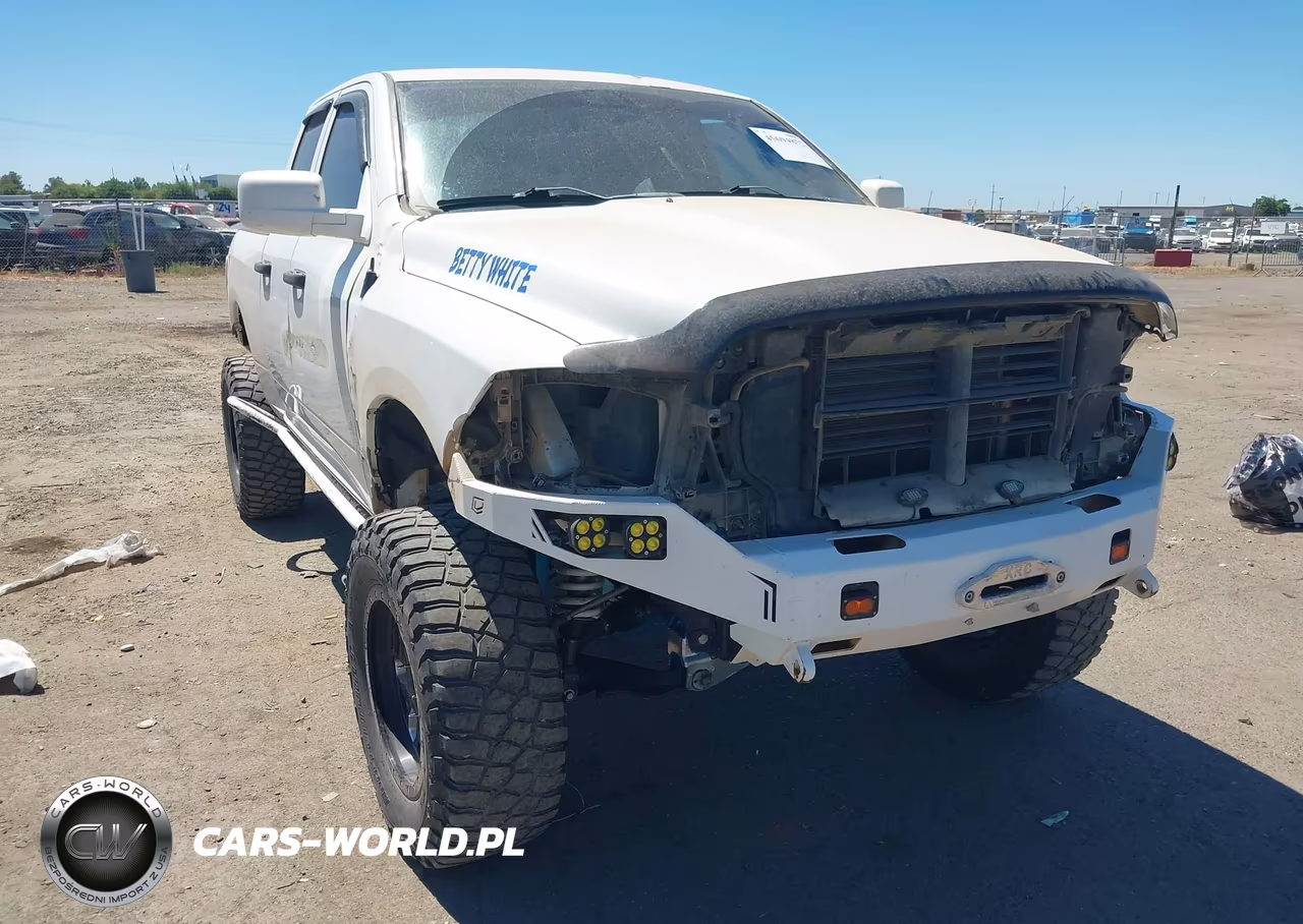 2019 Ram 1500 Classic Tradesman 4X4 6'4 Box – zdjęcie 1 z 18