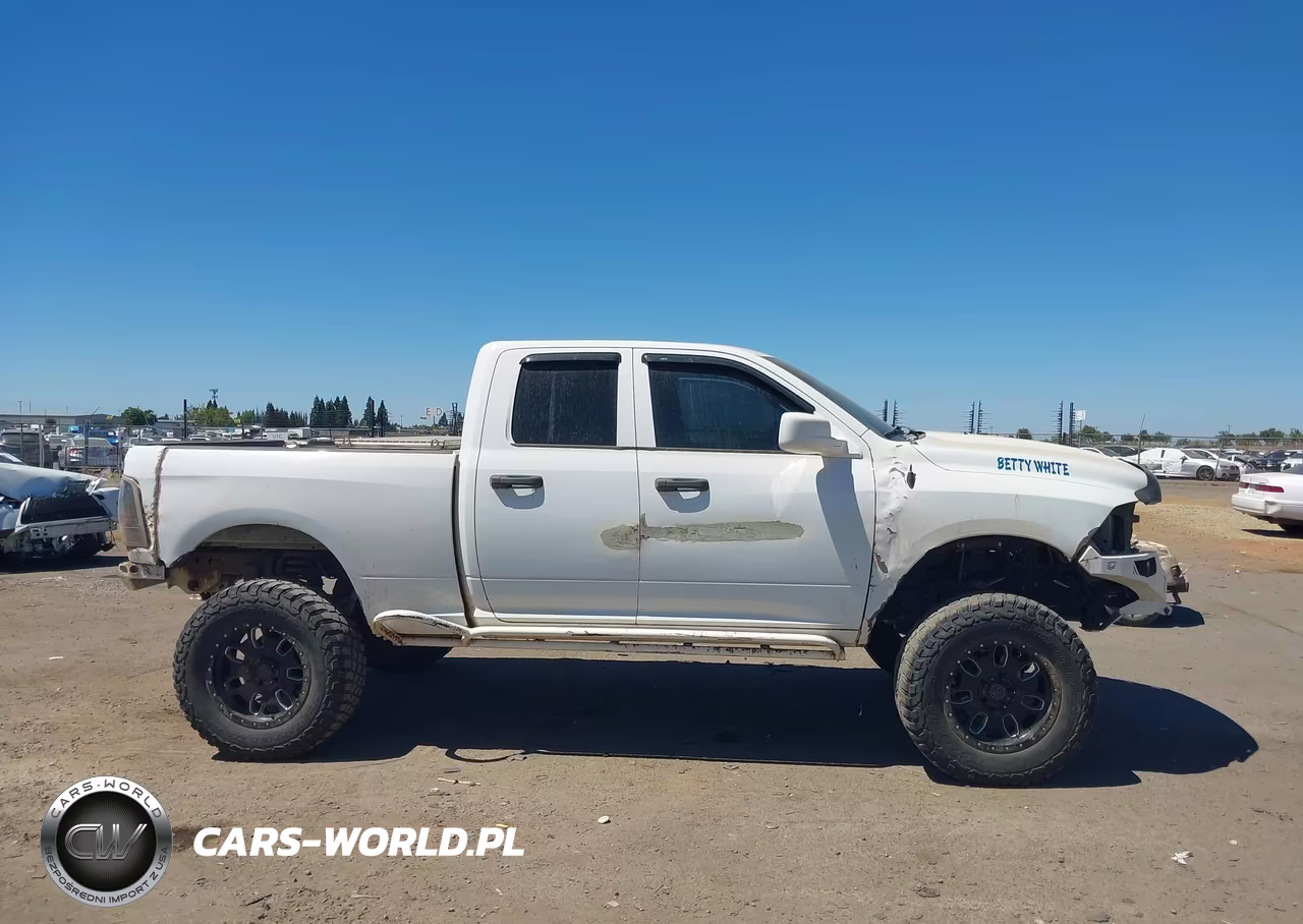 2019 Ram 1500 Classic Tradesman 4X4 6'4 Box VIN:1C6RR7FG4KS580894 - 13
