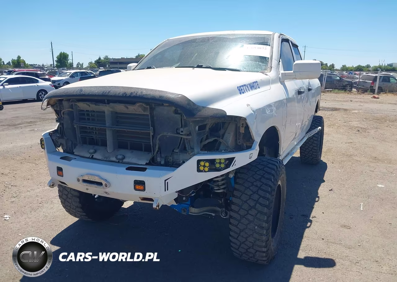 2019 Ram 1500 Classic Tradesman 4X4 6'4 Box VIN:1C6RR7FG4KS580894 - 2