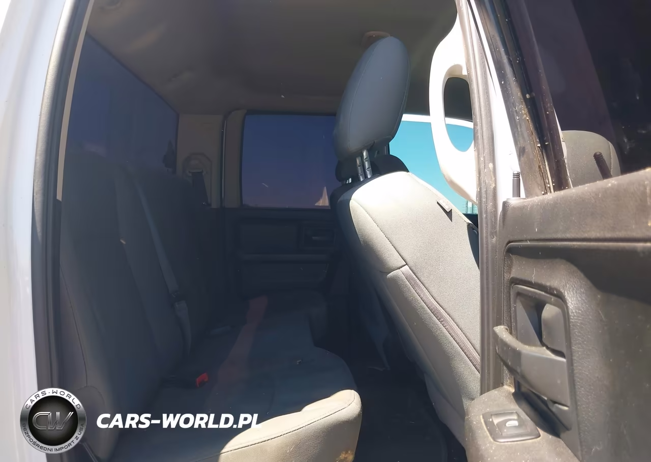 2019 Ram 1500 Classic Tradesman 4X4 6'4 Box VIN:1C6RR7FG4KS580894 - 8