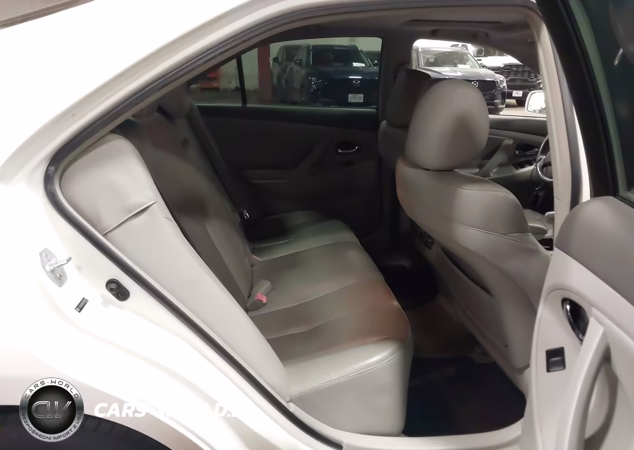 2008 Toyota Camry Hybrid VIN:JTNBB46K983046273 - 8