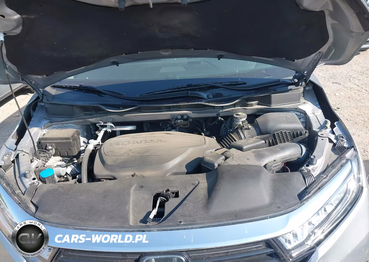 2021 Honda Odyssey Touring VIN:5FNRL6H85MB033028 - 10