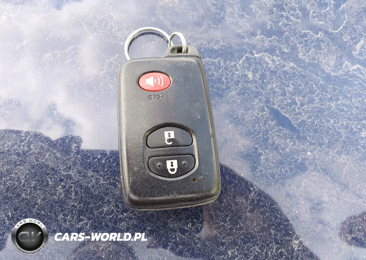 2011 Toyota Prius Three VIN:JTDKN3DU8B1428520 - 11