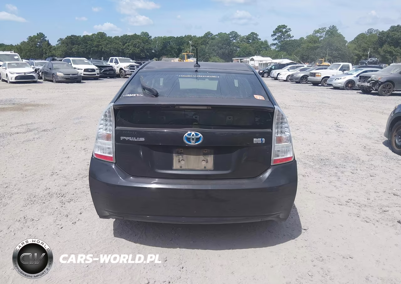 2011 Toyota Prius Three VIN:JTDKN3DU8B1428520 - 16