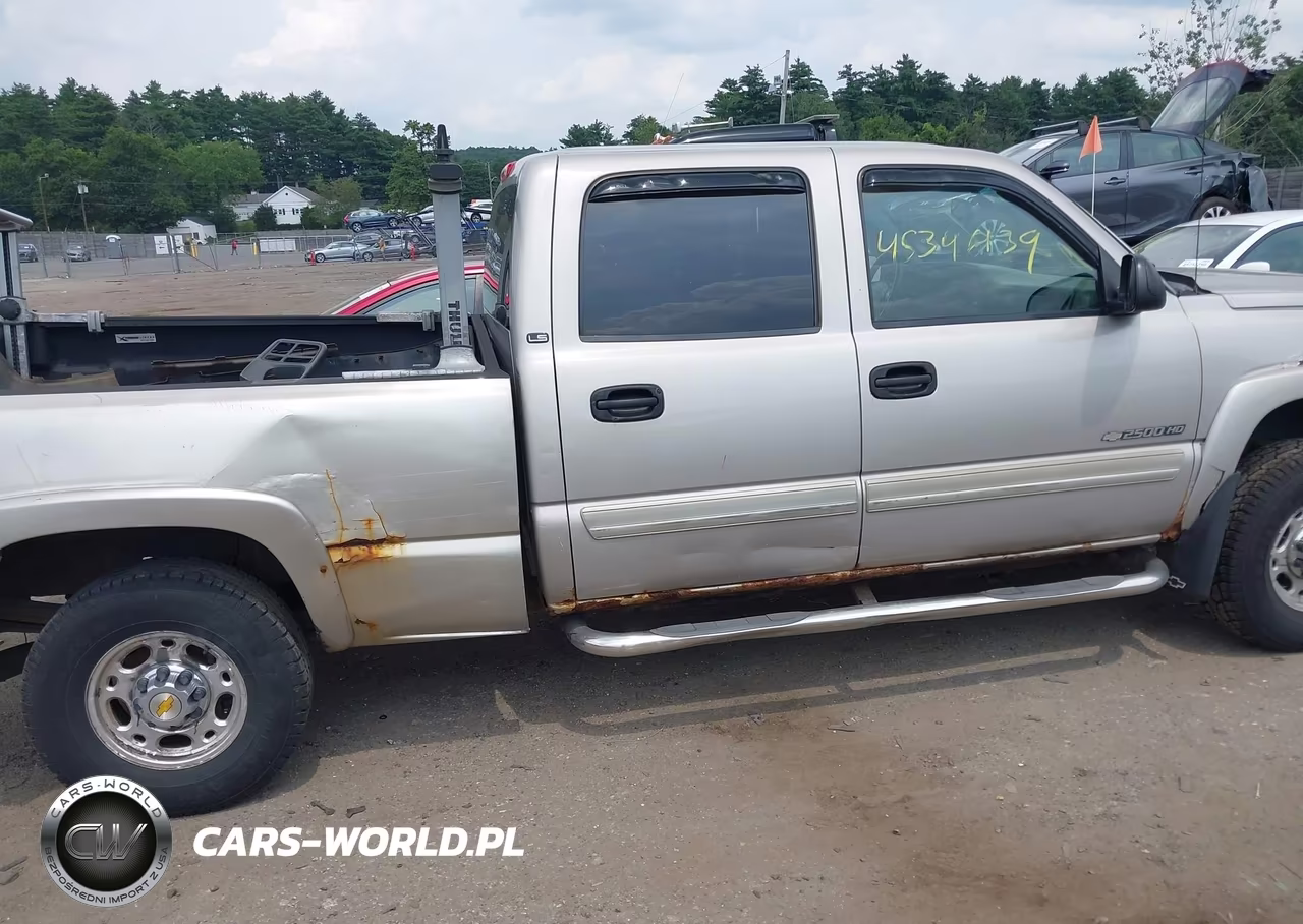 2005 Chevrolet Silverado 2500Hd Ls VIN:1GCHK23U55F857684 - 13