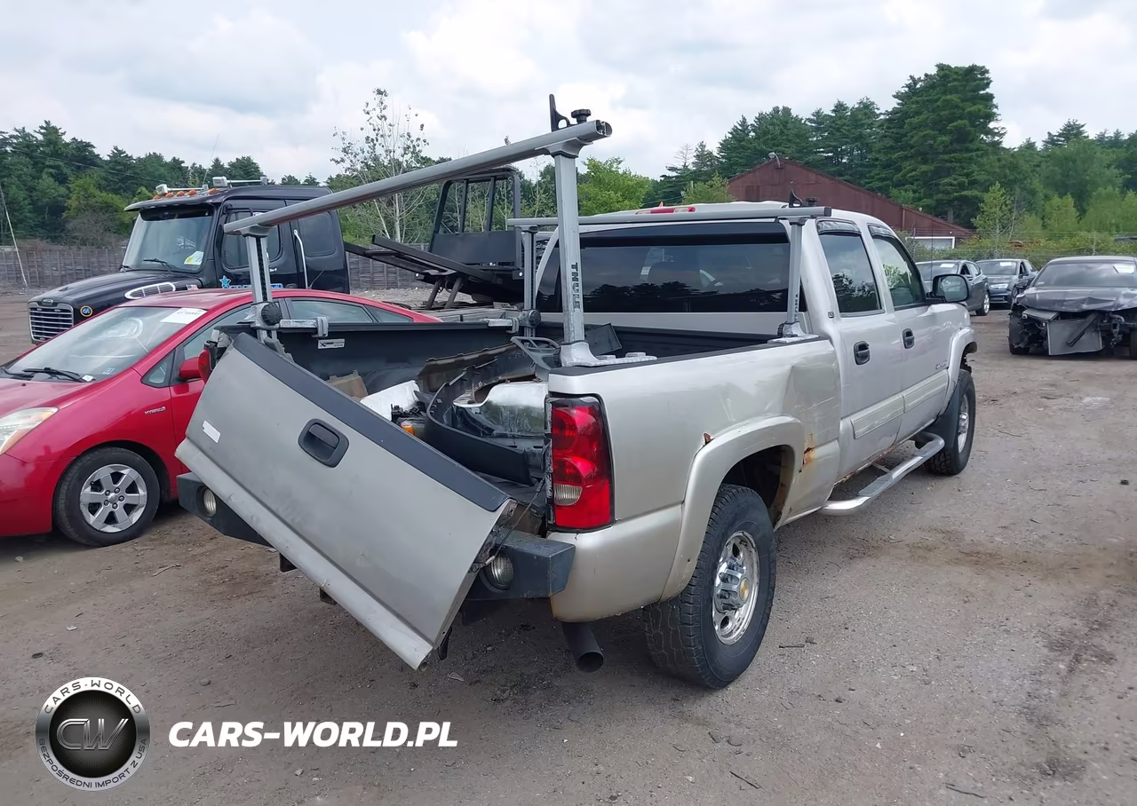 2005 Chevrolet Silverado 2500Hd Ls VIN:1GCHK23U55F857684 - 4