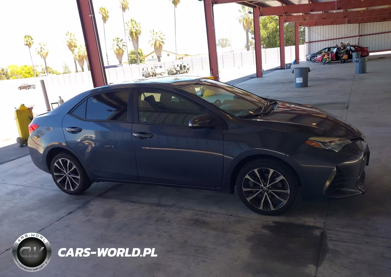 2017 Toyota Corolla Se VIN:5YFBURHE6HP683924 - 13