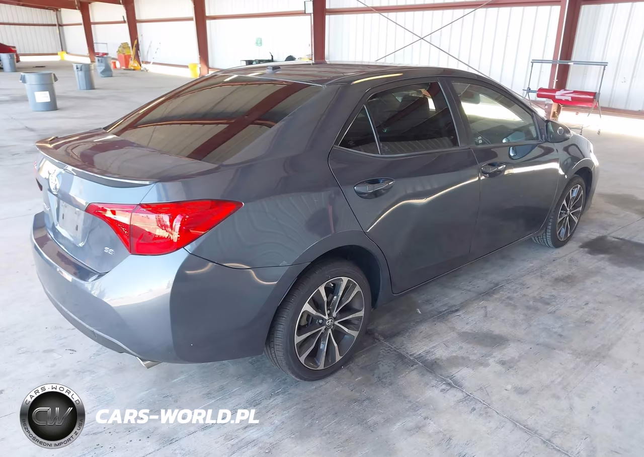 2017 Toyota Corolla Se VIN:5YFBURHE6HP683924 - 4