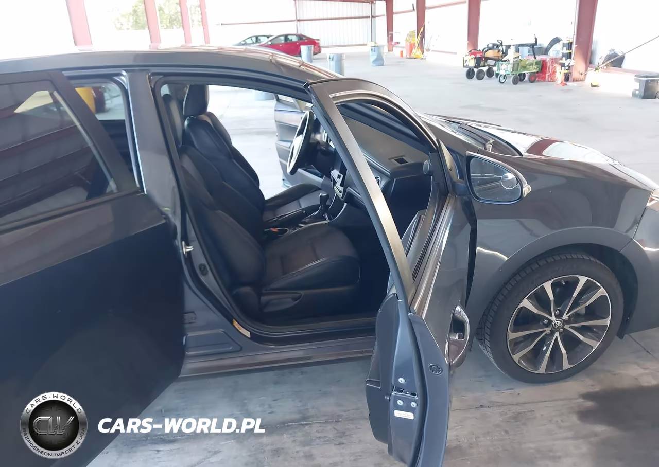 2017 Toyota Corolla Se VIN:5YFBURHE6HP683924 - 5