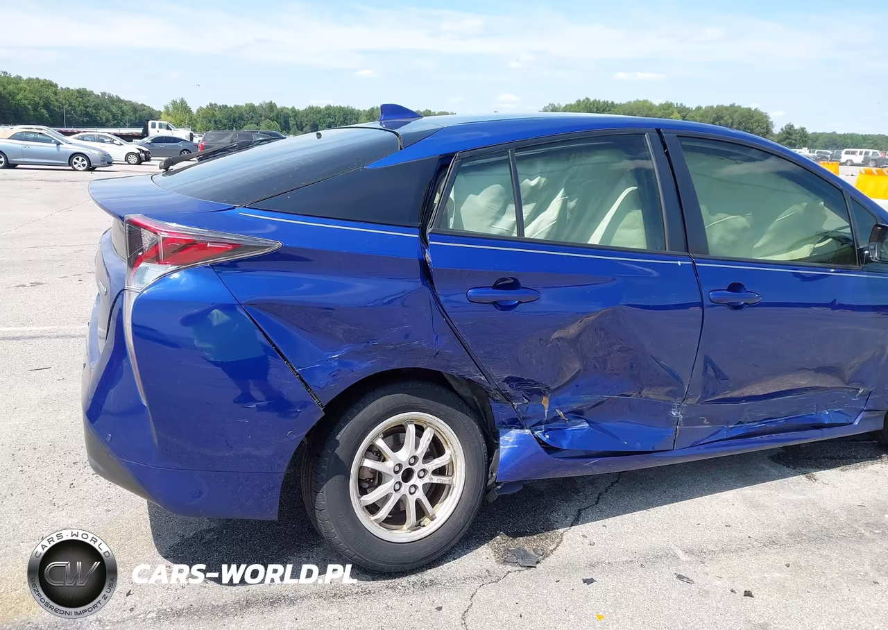 2017 Toyota Prius Two VIN:JTDKBRFU4H3050931 - 6