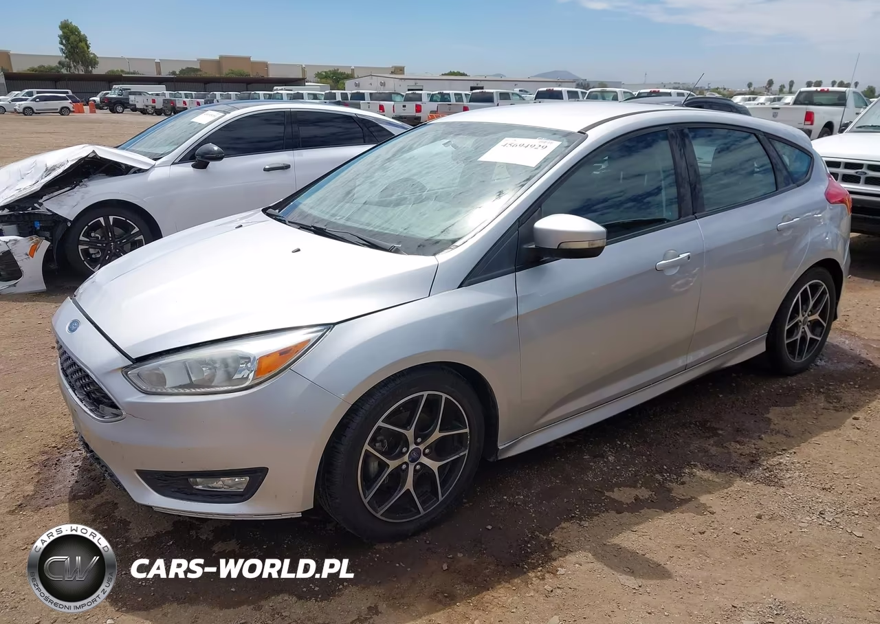 2016 Ford Focus Se VIN:1FADP3K28GL407012 - 2