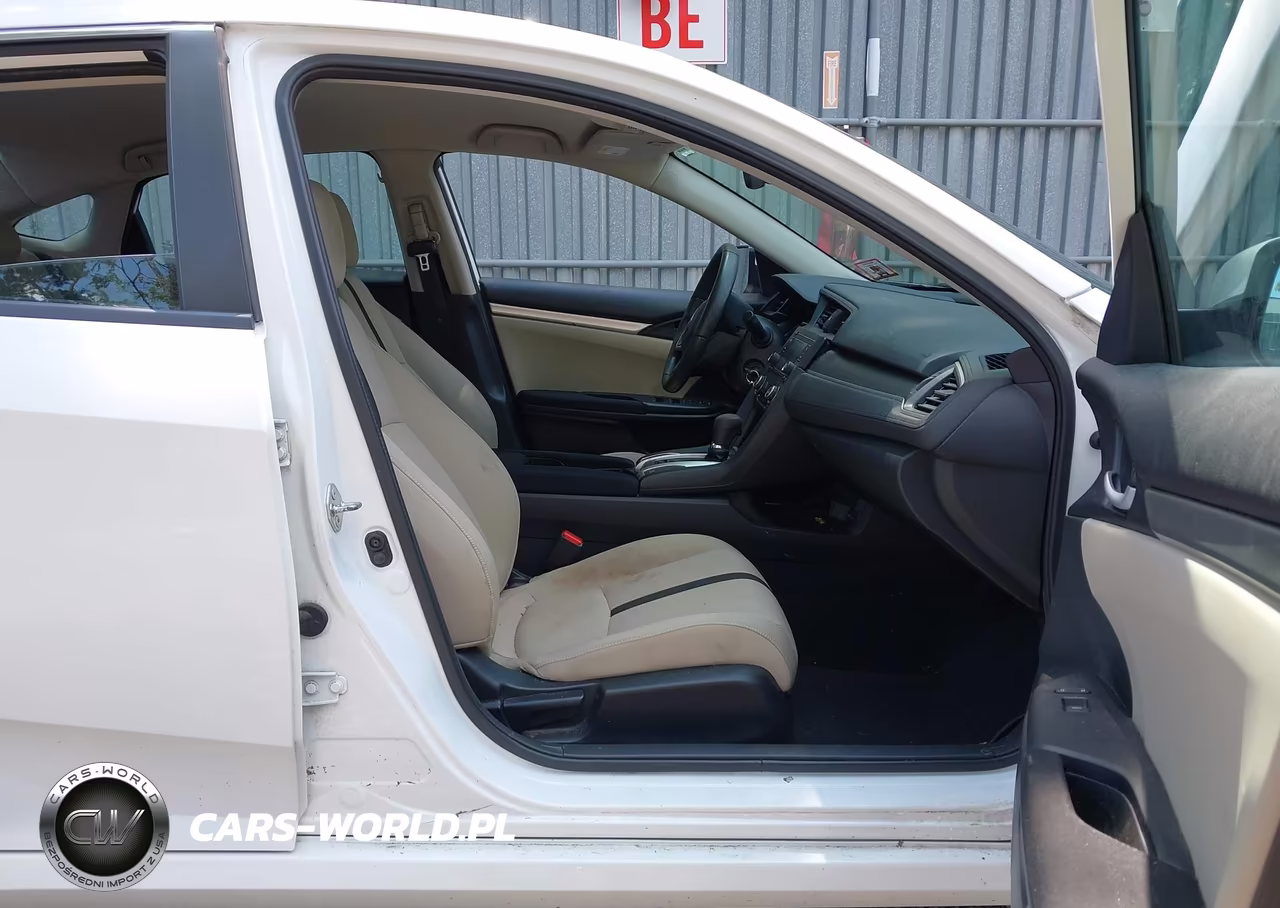 2017 Honda Civic Lx VIN:2HGFC2F5XHH571570 - 5