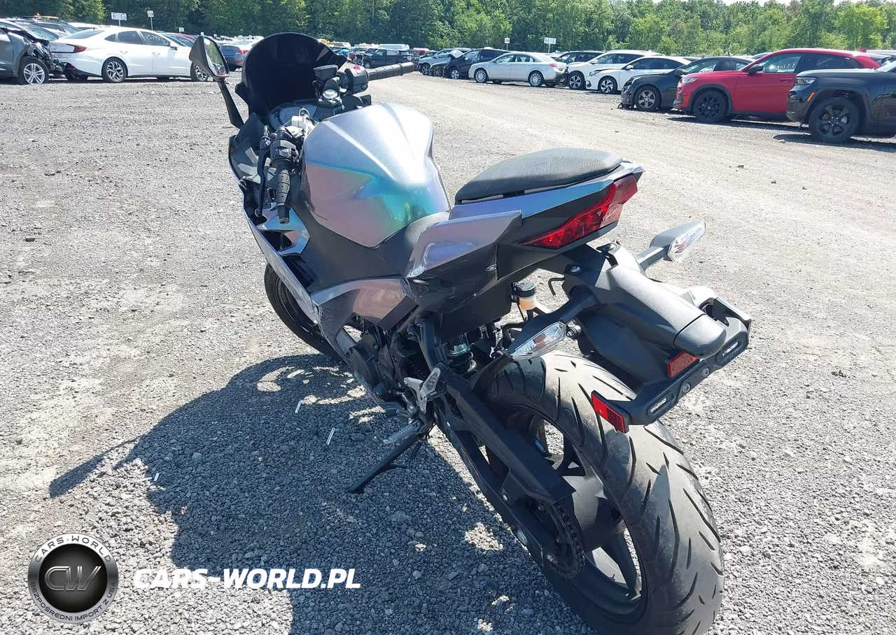 2020 Kawasaki Ex400 VIN:JKAEXKH15LDA57136 - 3