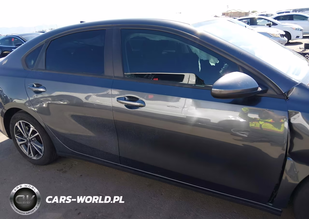 2024 Kia Forte Lxs VIN:3KPF24AD8RE726254 - 13